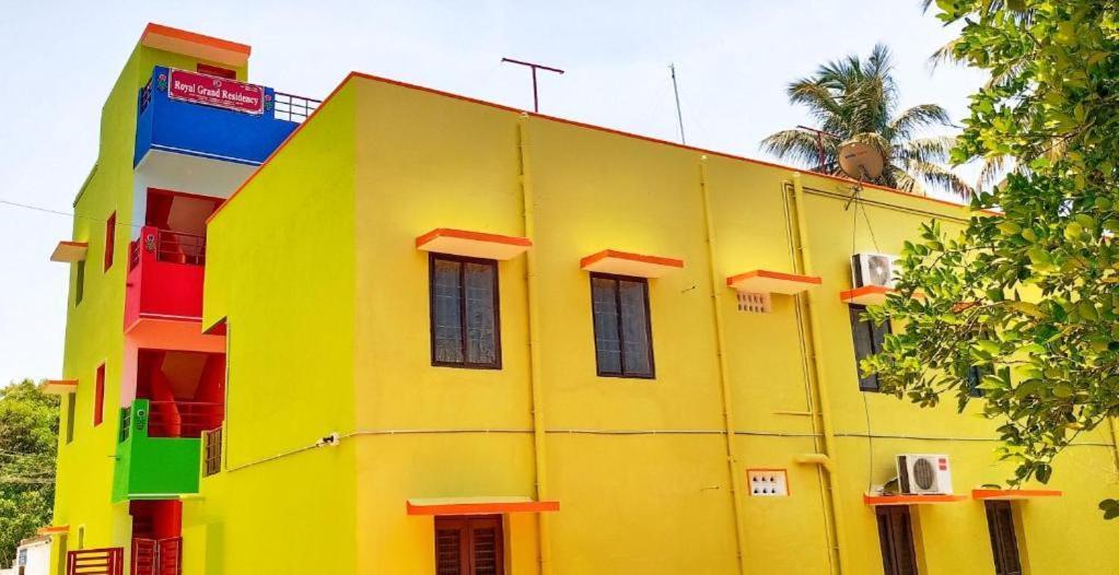 Royal Grand Residency Apartment Pondicherry Exterior photo