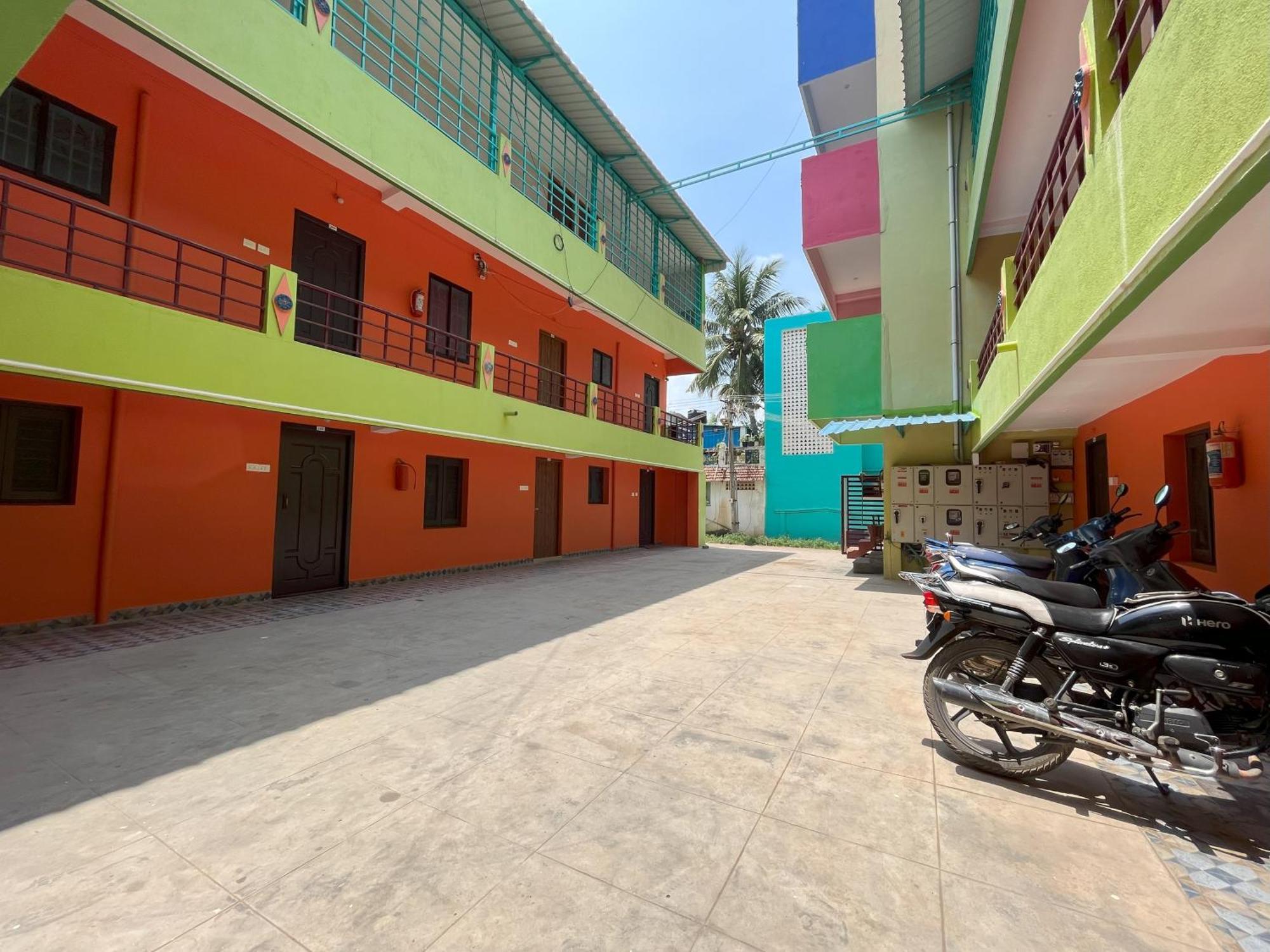 Royal Grand Residency Apartment Pondicherry Exterior photo